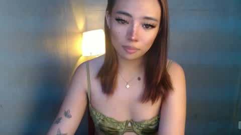 trexie_fucks15 online show from 04-27-26, 09:51