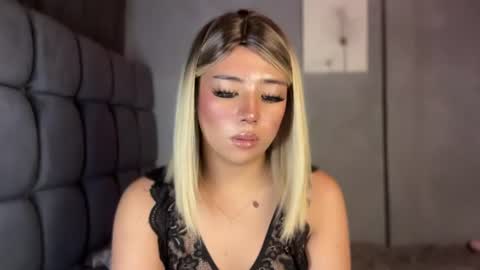 trexie_fucks15 online show from 07-28-26, 12:48