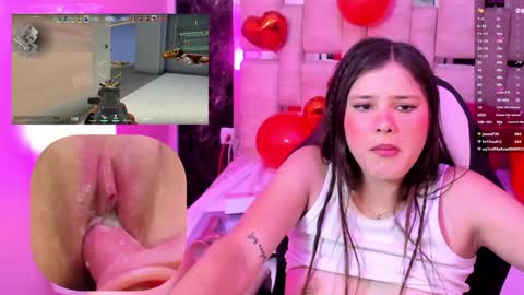 Snapshot of trianna__ chatting on 02-05-25, 05:20 Trianna online show from 02-05-25, 05:20