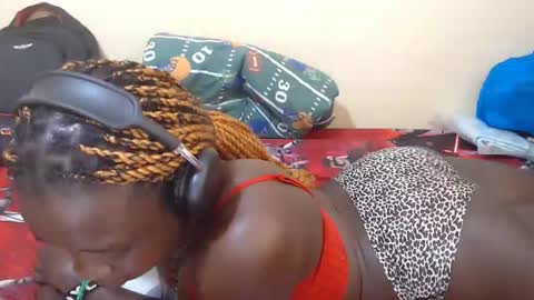 Tracy online show from 04-10-26, 11:48