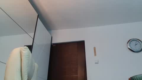 Snapshot of tridentmuscles chatting on 06-19-26, 11:03 tridentmuscles online show from 06-19-26, 11:03