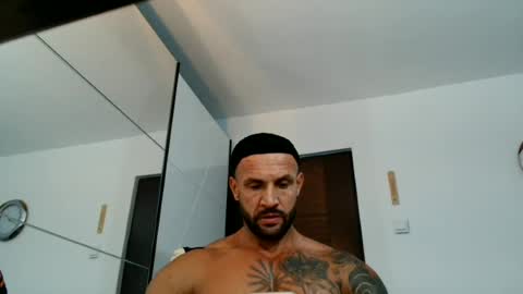 Snapshot of tridentmuscles chatting on 06-20-26, 10:40 tridentmuscles online show from 06-20-26, 10:40