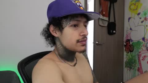 - trieone online show from 02-05-26, 02:22