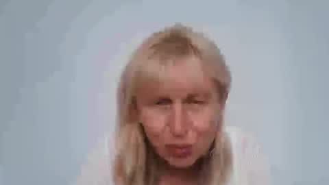 Snapshot of trinaadair chatting on 11-22-25, 11:09 TrinaAdair online show from 11-22-25, 11:09