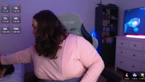 Tina online show from 09-29-25, 08:19