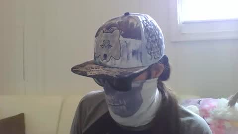 Trippy and Hippy online show from 12-21-25, 05:20