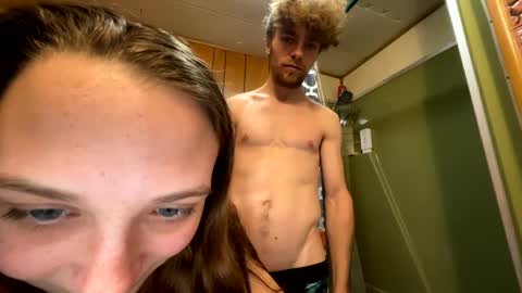 Snapshot of trippyscenes chatting on 01-16-25, 01:58 trippyscenes online show from 01-16-25, 01:58