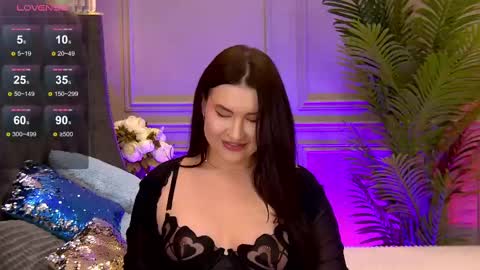 Snapshot of trisha_winslet chatting on 02-10-25, 02:41 trisha_winslet online show from 02-10-25, 02:41