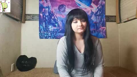 trixiedoescamcam online show from 03-25-26, 01:11