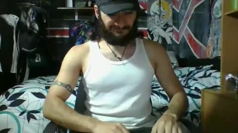 Snapshot of trizquelmen chatting on 11-30-25, 04:05 Andrew online show from 11-30-25, 04:05