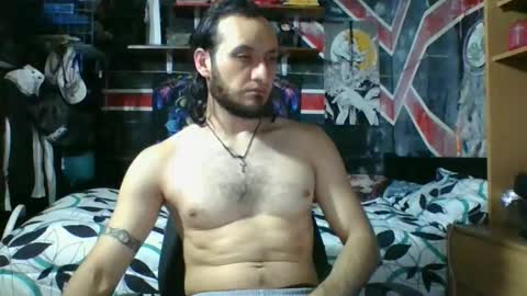 Snapshot of trizquelmen chatting on 12-21-25, 11:01 Andrew online show from 12-21-25, 11:01