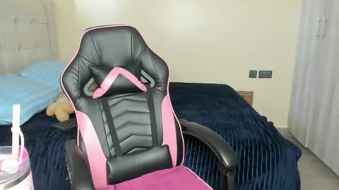 Taria online show from 01-16-26, 02:21