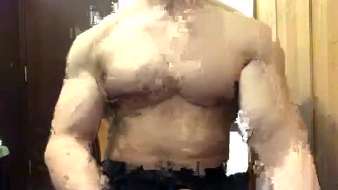 Snapshot of troncq chatting on 03-11-26, 01:06 Troncq online show from 03-11-26, 01:06