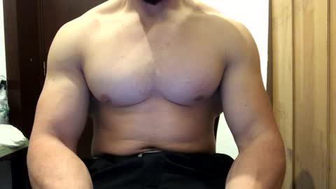 Snapshot of troncq chatting on 03-18-26, 07:50 Troncq online show from 03-18-26, 07:50