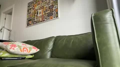 tropicalmann2002 online show from 05-10-26, 10:20