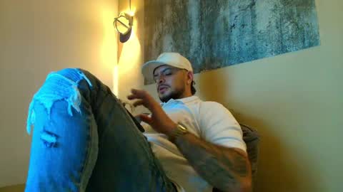 Troy online show from 04-07-26, 08:04