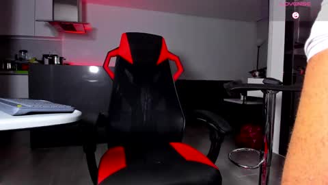 Snapshot of troywesly_ chatting on 02-09-25, 06:54 Troy wesly online show from 02-09-25, 06:54