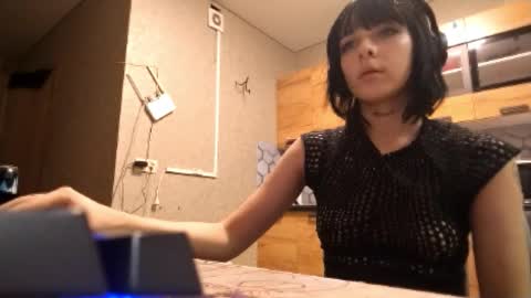 Snapshot of trudymersereau chatting on 01-05-26, 05:27 Poly online show from 01-05-26, 05:27