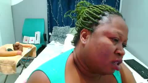 TrueBella30 online show from 11-30-25, 03:05