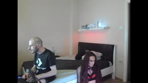 ts_dina_ online show from 05-13-26, 02:31