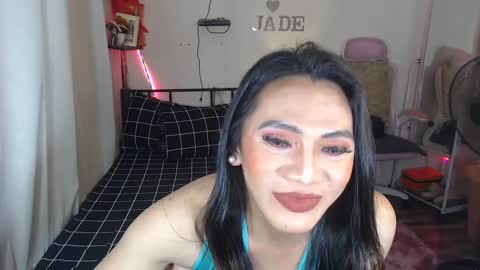 Jade online show from 12-17-24, 03:39