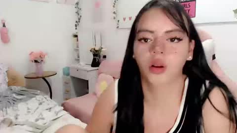 Snapshot of ts_vexana chatting on 02-19-26, 06:53 Dhalia online show from 02-19-26, 06:53