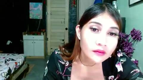 SHENA  online show from 03-17-26, 07:44