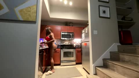 Snapshot of tsfoxx chatting on 01-15-25, 05:19 tsfoxx online show from 01-15-25, 05:19