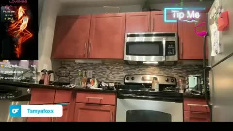 tsfoxx online show from 06-18-26, 04:22