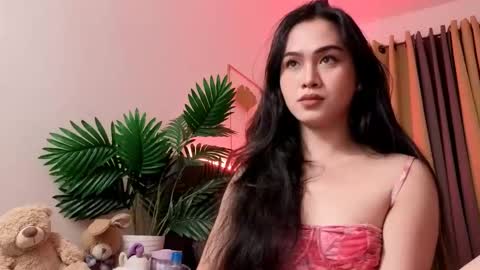 Snapshot of tsnathaliasilvana chatting on 02-06-26, 12:30 Bella Ratbu online show from 02-06-26, 12:30