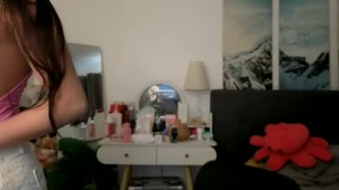 Snapshot of tsnathaliasilvana chatting on 04-24-26, 07:00 Bella Ratbu online show from 04-24-26, 07:00