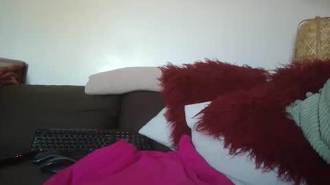 Snapshot of tstittylover_x chatting on 05-25-26, 05:30 Andre Bedon online show from 05-25-26, 05:30