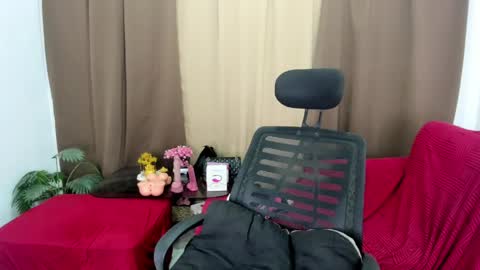 Snapshot of tsuncutjelay chatting on 05-27-26, 11:07 JOIN TO MY FANCLUB I WILL GIVE SOME VIDEOS AND PIC online show from 05-27-26, 11:07