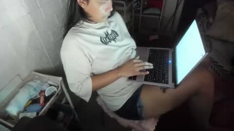 Frankie online show from 04-06-26, 05:41