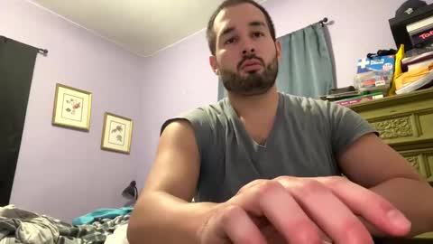 Snapshot of tuamante000 chatting on 12-13-24, 07:43 Stimulation make me Cum in Public or in Pvt online show from 12-13-24, 07:43