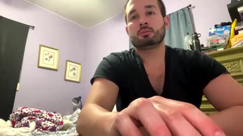 Snapshot of tuamante000 chatting on 12-16-24, 08:37 Stimulation make me Cum in Public or in Pvt online show from 12-16-24, 08:37