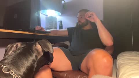 Snapshot of tuamante000 chatting on 01-19-25, 09:55 Stimulation make me Cum in Public or in Pvt online show from 01-19-25, 09:55