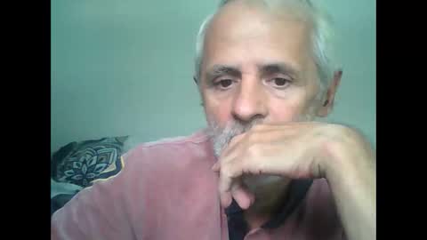 Snapshot of tuamigo8a chatting on 09-29-25, 05:29 Siveomeves online show from 09-29-25, 05:29