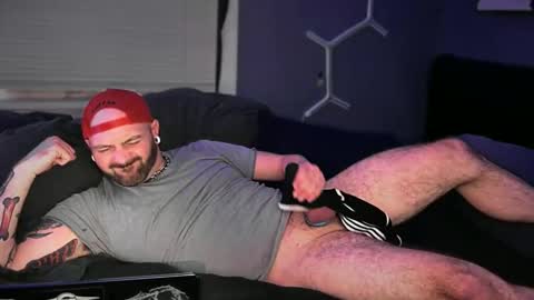 tucker_pdmax online show from 04-11-26, 05:06