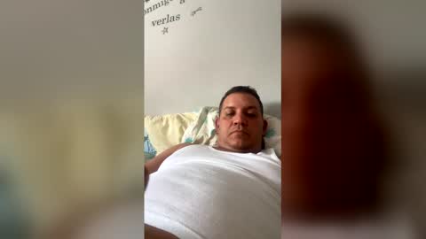 tuhombre1612 online show from 05-18-26, 03:07