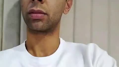 Snapshot of tunisiensexyguy chatting on 12-26-24, 06:43 TunisienSexyGuy online show from 12-26-24, 06:43