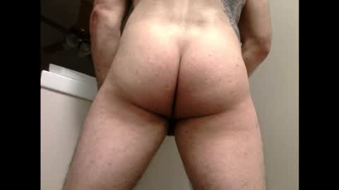 Snapshot of turnmeout2nite chatting on 12-19-24, 02:34 Duke Dillinger online show from 12-19-24, 02:34