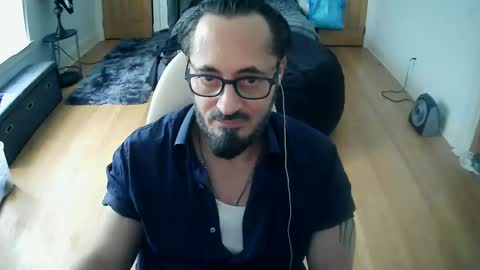 tuscan_taurus online show from 04-25-26, 01:41