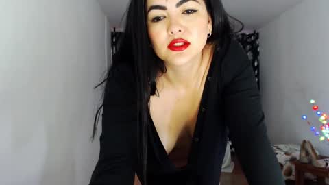 Snapshot of tuti_sex chatting on 12-22-24, 10:47 tuti online show from 12-22-24, 10:47