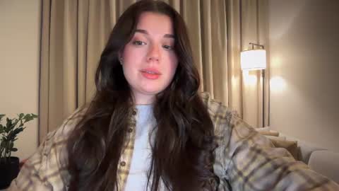 Ariana online show from 06-16-26, 08:44