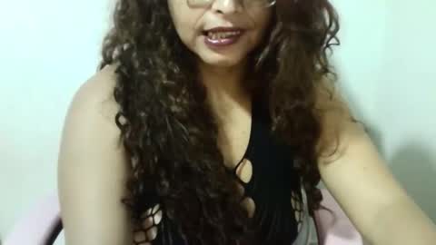 tuzusy online show from 01-28-25, 02:43