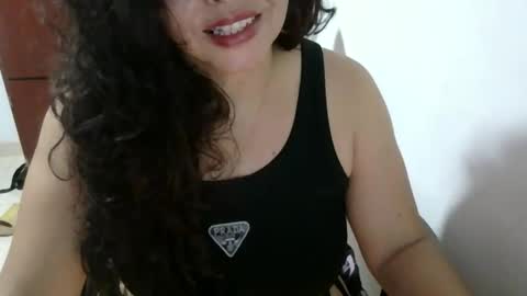 tuzusy online show from 05-06-26, 01:38