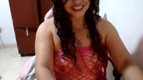 tuzusy online show from 05-26-26, 06:31