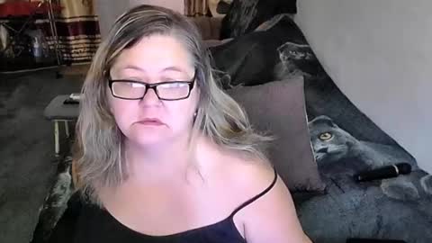 Lana online show from 01-16-26, 01:53