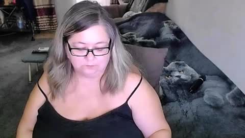 Lana online show from 02-17-26, 07:16